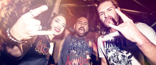 Gente guay y metaleros
- Tienda online de EMP